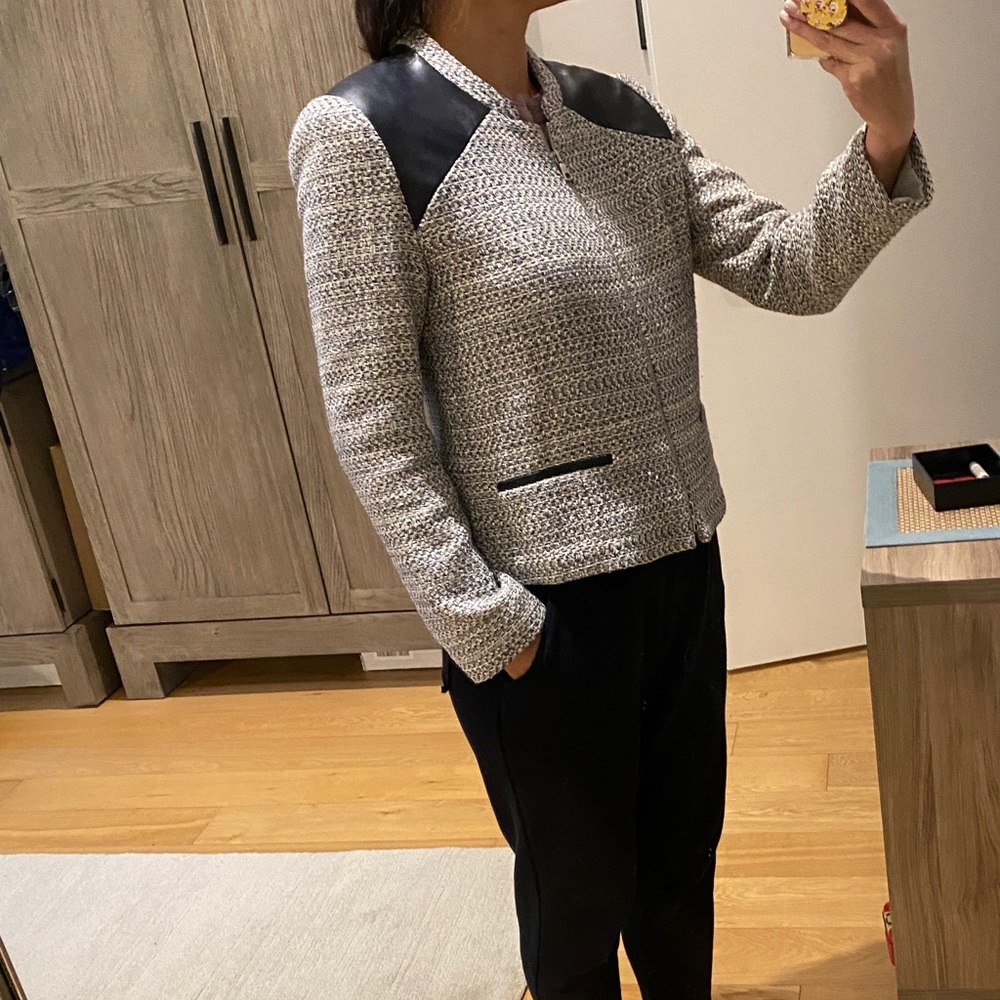 Tweed and Leather Jacket - Picture 4 of 14